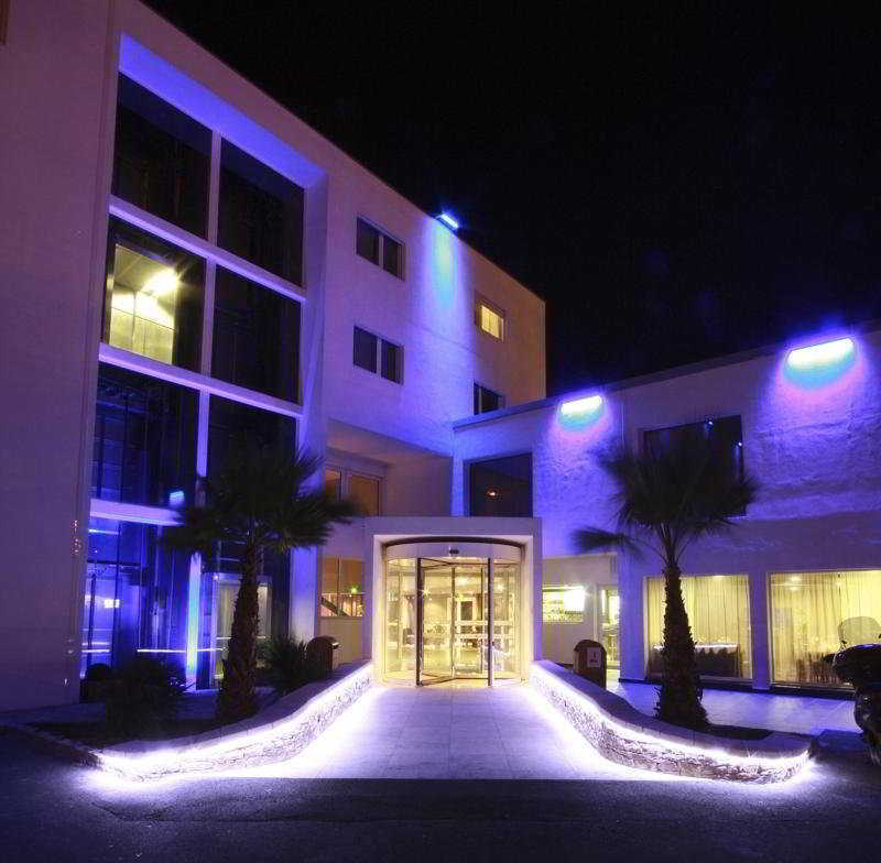מלון Campanile Montpellier Ouest - Croix D'Argent מראה חיצוני תמונה